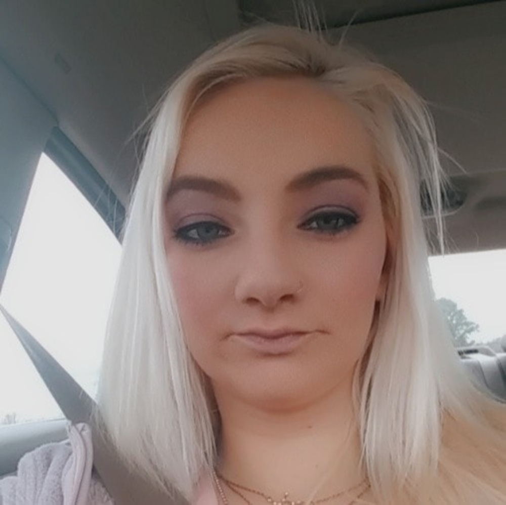 Meet your Posher, Stacy